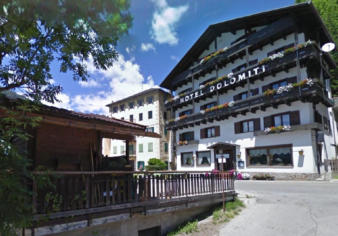 Hotel Tea Dolomiti - Lago Di Alleghe - Monte Civetta エクステリア 写真