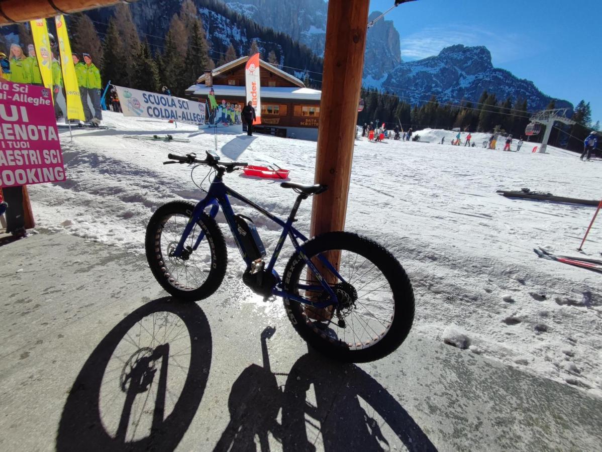 Hotel Tea Dolomiti - Lago Di Alleghe - Monte Civetta エクステリア 写真